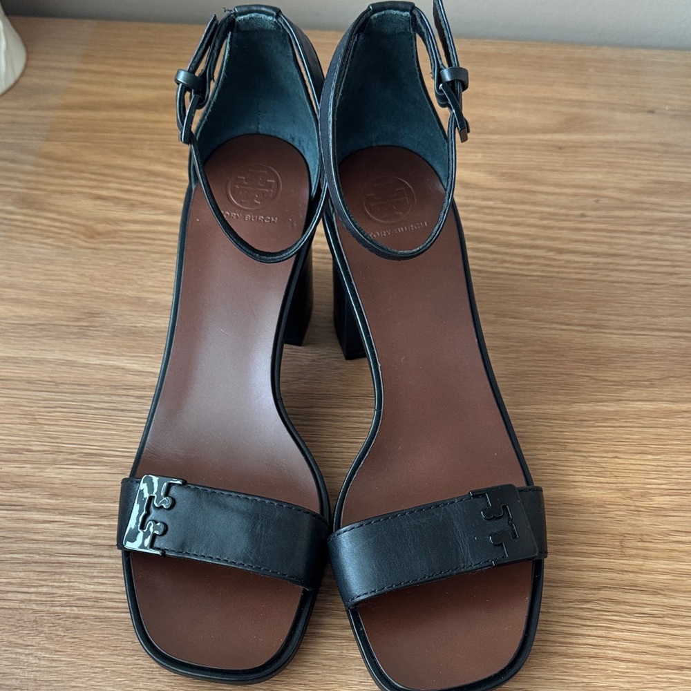 New Tory Burch Black Leather Heels 8.5
